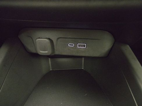 Certified 2024 Chevrolet Trax LS w/ LS Convenience Package FWD image 25