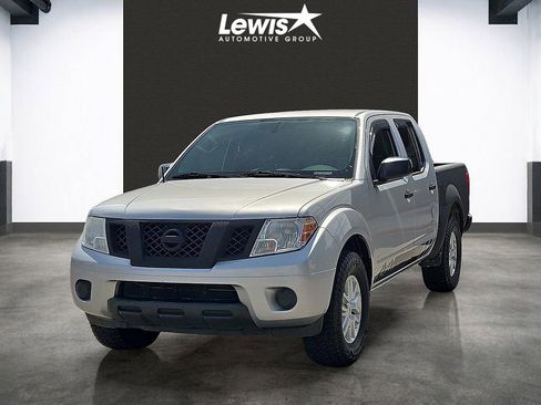 Used 2019 Nissan Frontier SV RWD image 1