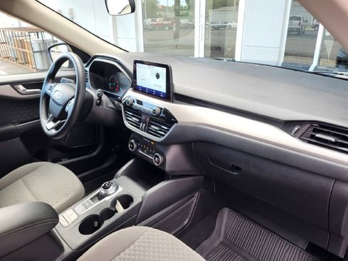 Used 2020 Ford Escape SE image 30