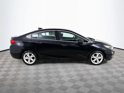 Used 2017 Chevrolet Cruze Premier FWD image 1
