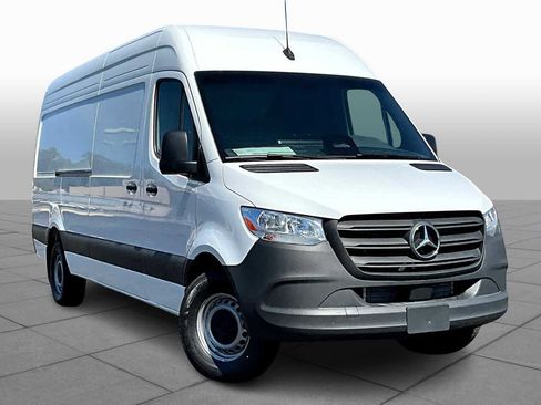 New 2025 Mercedes-Benz Sprinter 2500 image 2