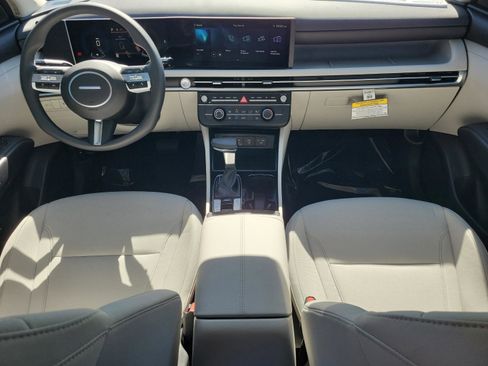 New 2026 Hyundai Tucson SE image 17