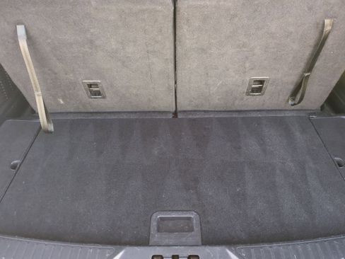 Used 2022 Ford Explorer XLT w/ Equipment Group 202A image 34