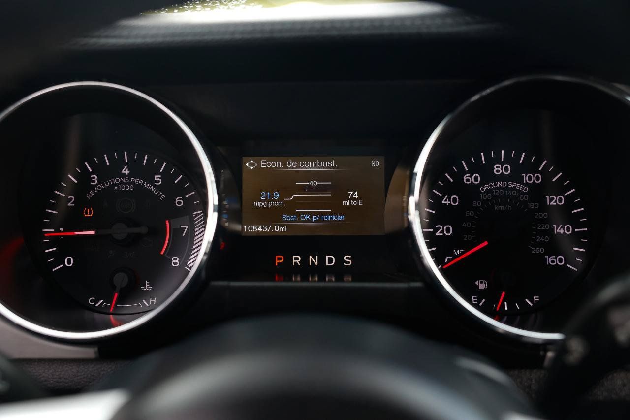 Used 2015 Ford Mustang Premium RWD image 28