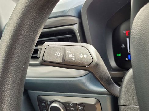 New 2025 Ford Maverick XL image 42