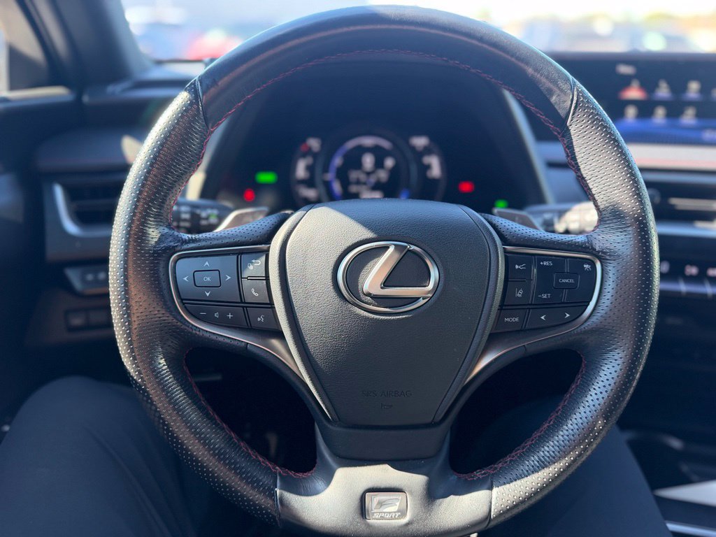 Used 2019 Lexus UX 250h F Sport w/ F Sport Premium Package AWD/4WD image 6