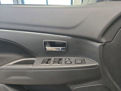 Used 2022 Mitsubishi Outlander Sport ES FWD image 12