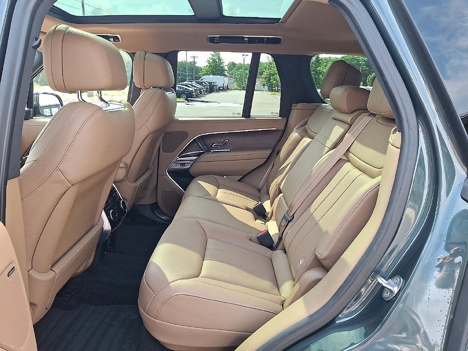Certified 2023 Land Rover Range Rover SE AWD/4WD image 10