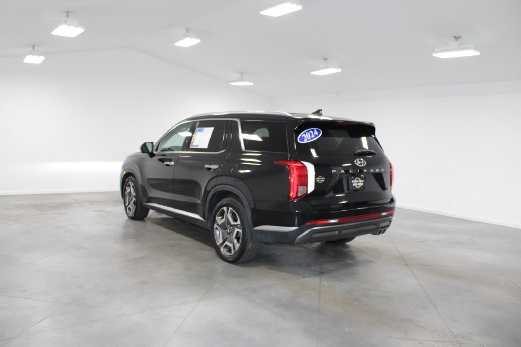 Used 2024 Hyundai Palisade SEL w/ Premium Package FWD image 7