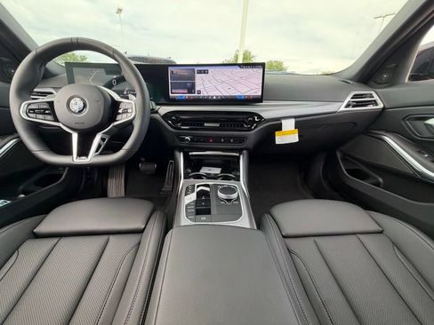New 2026 BMW 330i xDrive Sedan w/ M Sport Package AWD/4WD image 12