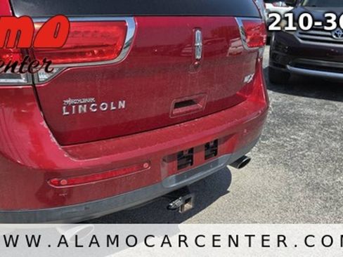 Used 2013 Lincoln MKX FWD image 11