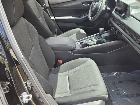 Used 2025 Honda Accord LX image 16
