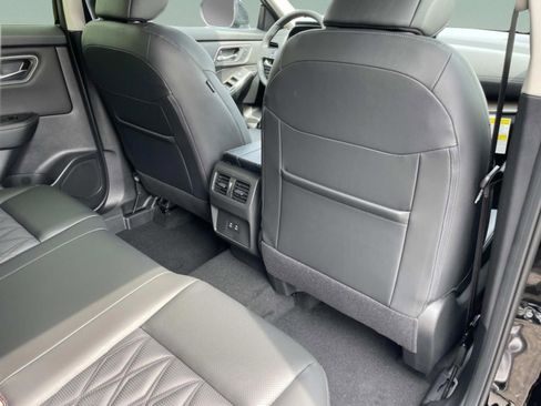New 2026 Nissan Rogue Platinum AWD/4WD image 15