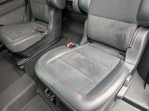 Certified 2025 Ford Explorer ST AWD/4WD image 30