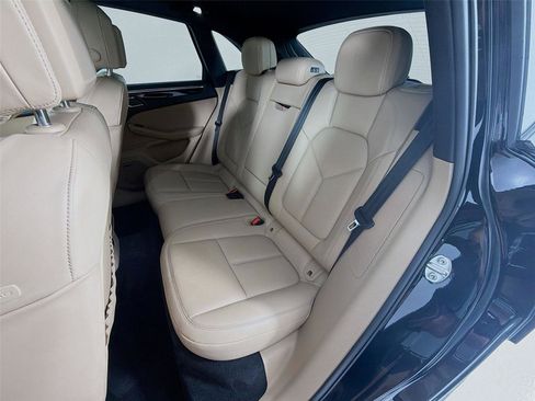 Used 2026 Porsche Macan Turbo AWD/4WD image 21