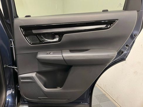 Used 2024 Honda CR-V EX-L image 18