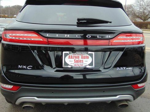 Used 2017 Lincoln MKC Reserve w/ Lincoln MKC Climate Package image 38