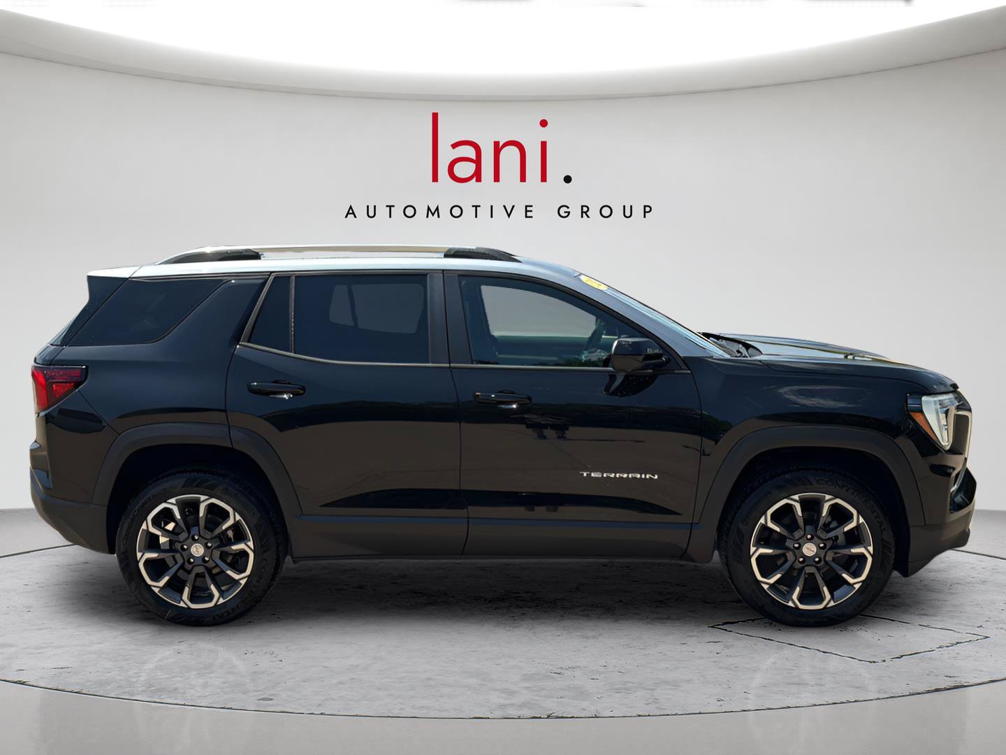 New 2027 GMC Terrain Elevation w/ Elevation Premium Package AWD/4WD image 8
