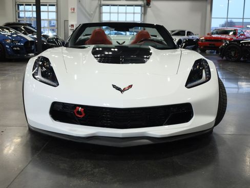 Used 2016 Chevrolet Corvette Z06 w/ 2LZ Preferred Equipment Group image 2