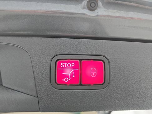 Certified 2021 Mercedes-Benz GLC 300 w/ Premium Package image 13