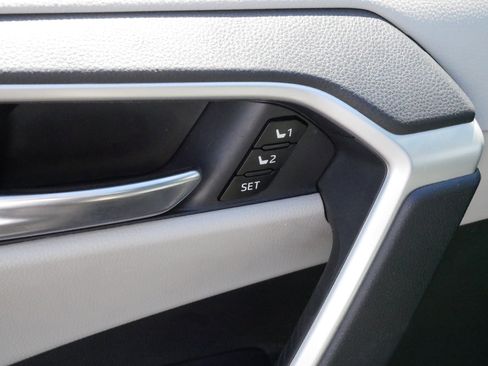 Certified 2023 Toyota RAV4 XLE Premium AWD/4WD image 19