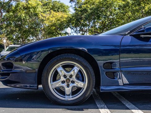 Used 2002 Pontiac Firebird Trans Am RWD image 4