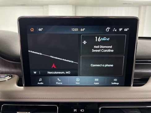 Used 2021 Lincoln Aviator Reserve w/ Equipment Group 202A AWD/4WD image 13