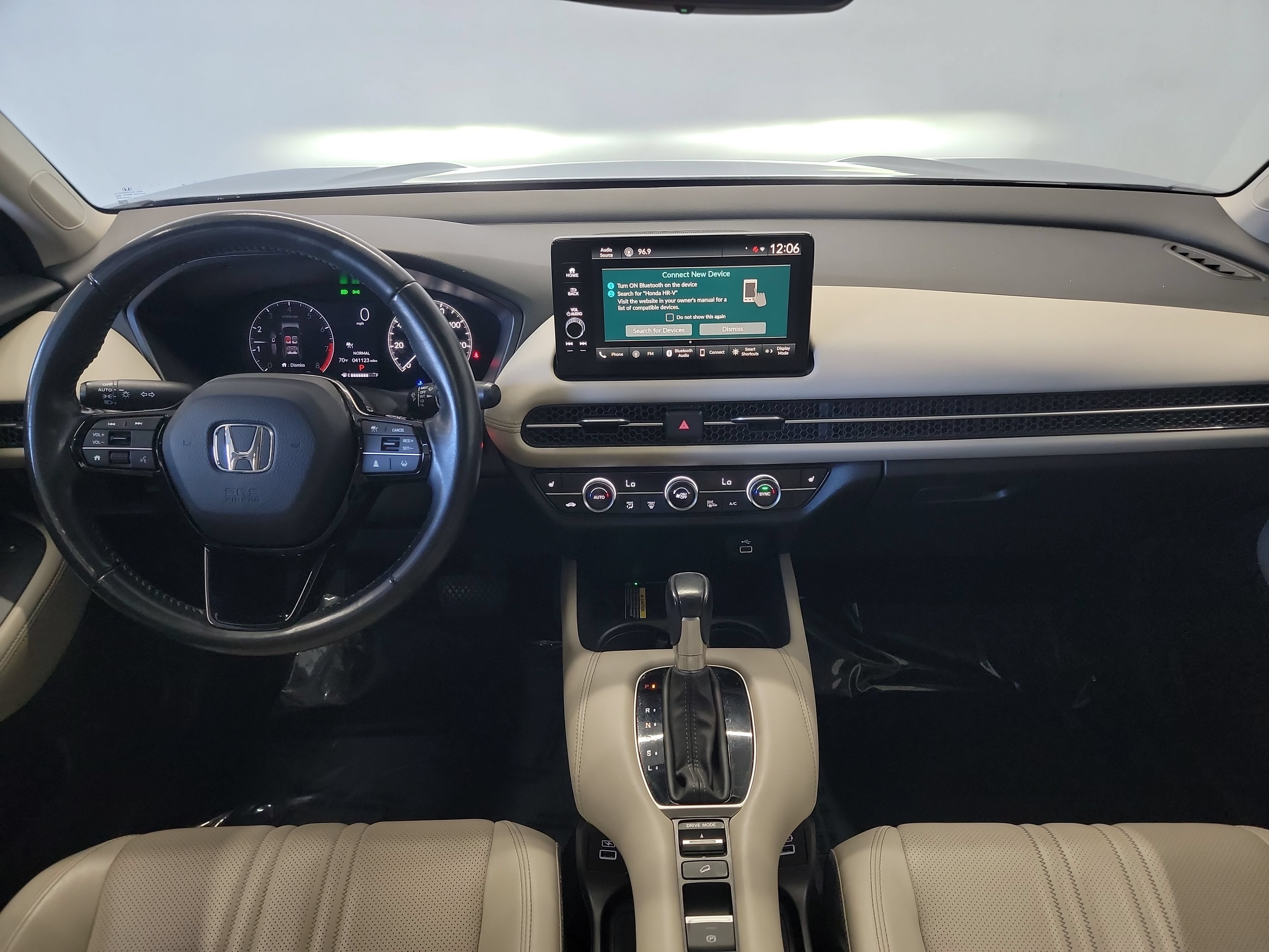 Used 2023 Honda HR-V EX-L image 15