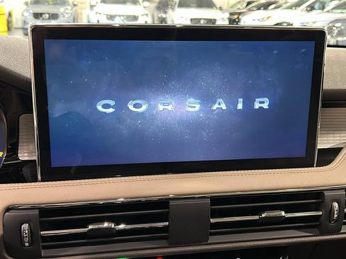 Used 2023 Lincoln Corsair AWD w/ Equipment Group 101A image 14
