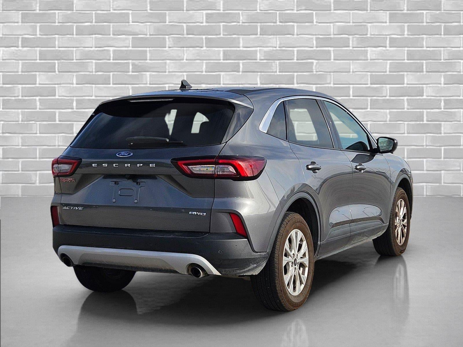 Used 2023 Ford Escape Active w/ Tech Pack #1 AWD/4WD image 5