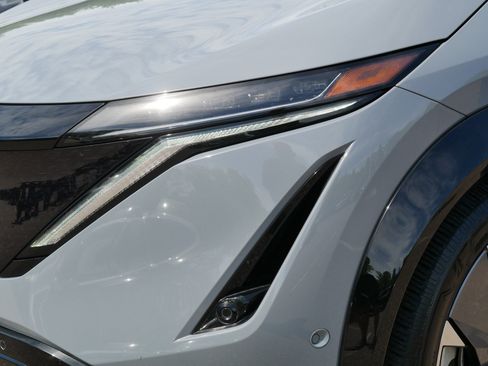 Certified 2024 Nissan Ariya AWD image 16