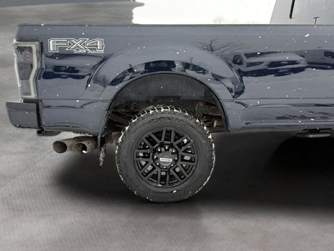 Used 2021 Ford F350 Lariat image 23