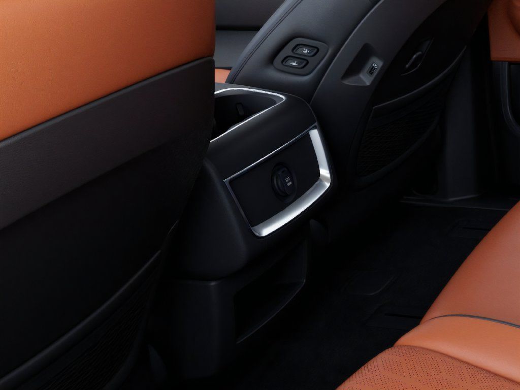 New 2026 Kia Carnival EX FWD image 26
