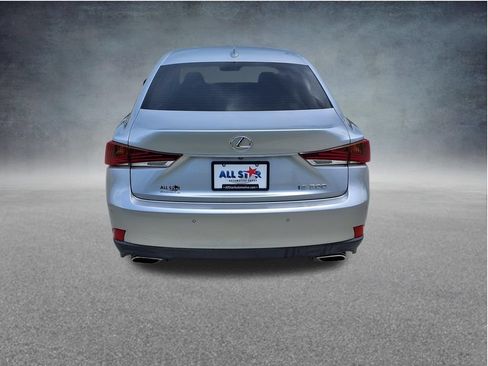 Used 2018 Lexus IS 300 w/ Premium Package RWD image 7