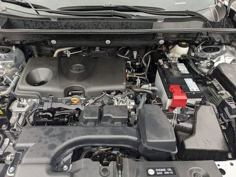 Used 2025 Toyota RAV4 LE image 32