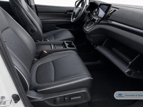 Used 2023 Honda Odyssey Elite image 12