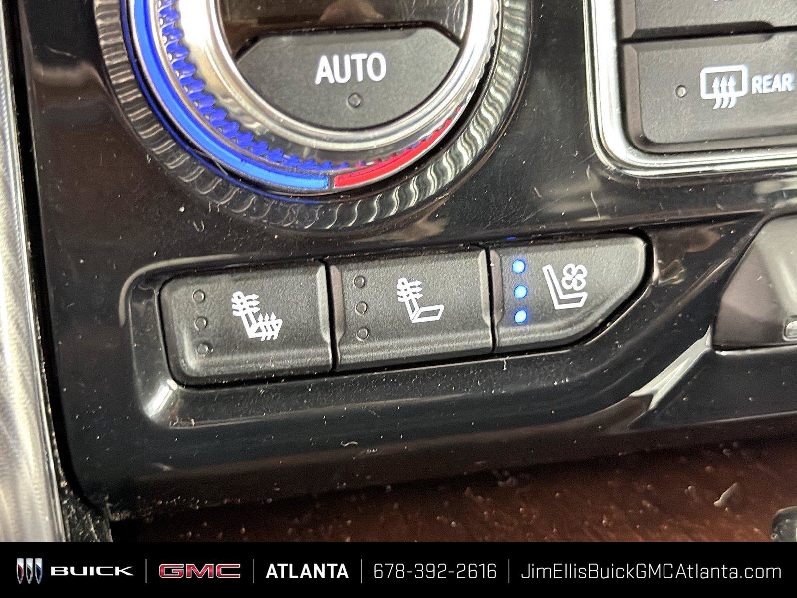 Used 2024 GMC Yukon Denali Ultimate AWD/4WD image 33
