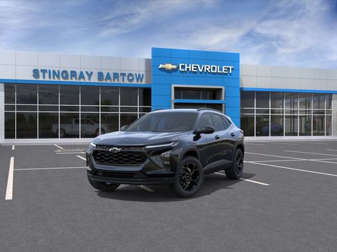 New 2026 Chevrolet Trax LT w/ Driver Confidence Package FWD image 10