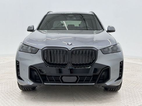 New 2026 BMW X5 xDrive40i w/ M Sport Package AWD/4WD image 6