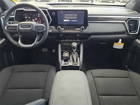 New 2026 GMC Canyon Elevation image 12