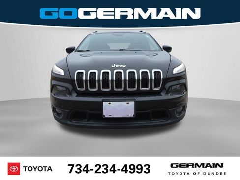 Used 2015 Jeep Cherokee Latitude w/ Comfort/Convenience Group image 3