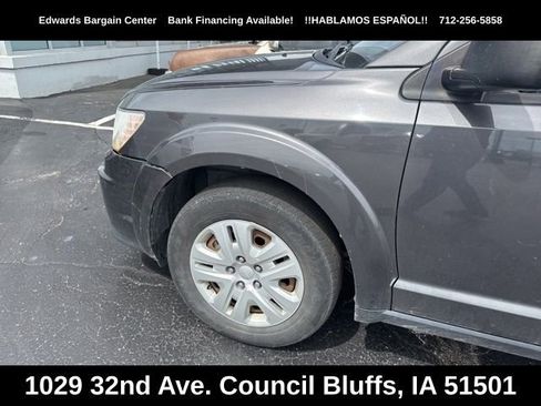 Used 2018 Dodge Journey SE w/ Connectivity Group FWD image 13