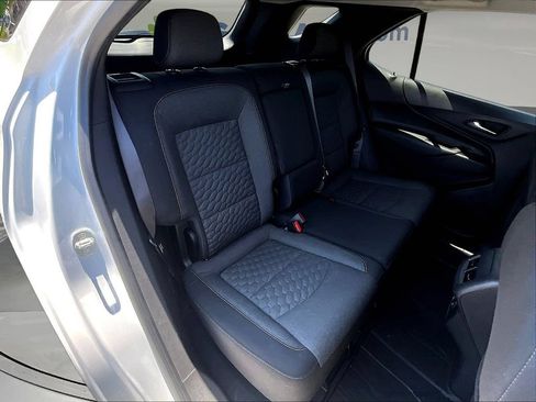 Used 2021 Chevrolet Equinox LT FWD image 27