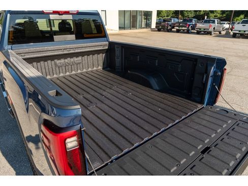 New 2026 GMC Sierra 2500 Denali w/ Denali Reserve Package AWD/4WD image 35