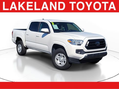 Used 2022 Toyota Tacoma SR image 1