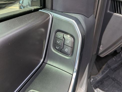Certified 2025 Ford F150 Platinum w/ Equipment Group 702A High AWD/4WD image 23
