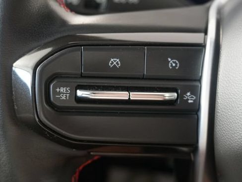 Used 2023 Chevrolet Colorado Z71 w/ Z71 Convenience Package 2 AWD/4WD image 15