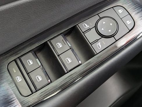 Certified 2024 Nissan Rogue S FWD image 21