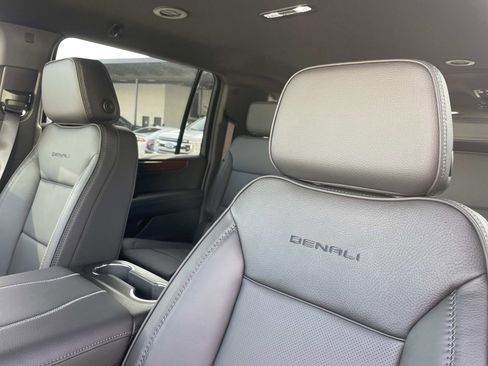 New 2026 GMC Yukon XL Denali image 22