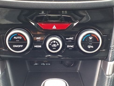 Certified 2023 Subaru Forester Limited AWD/4WD image 8